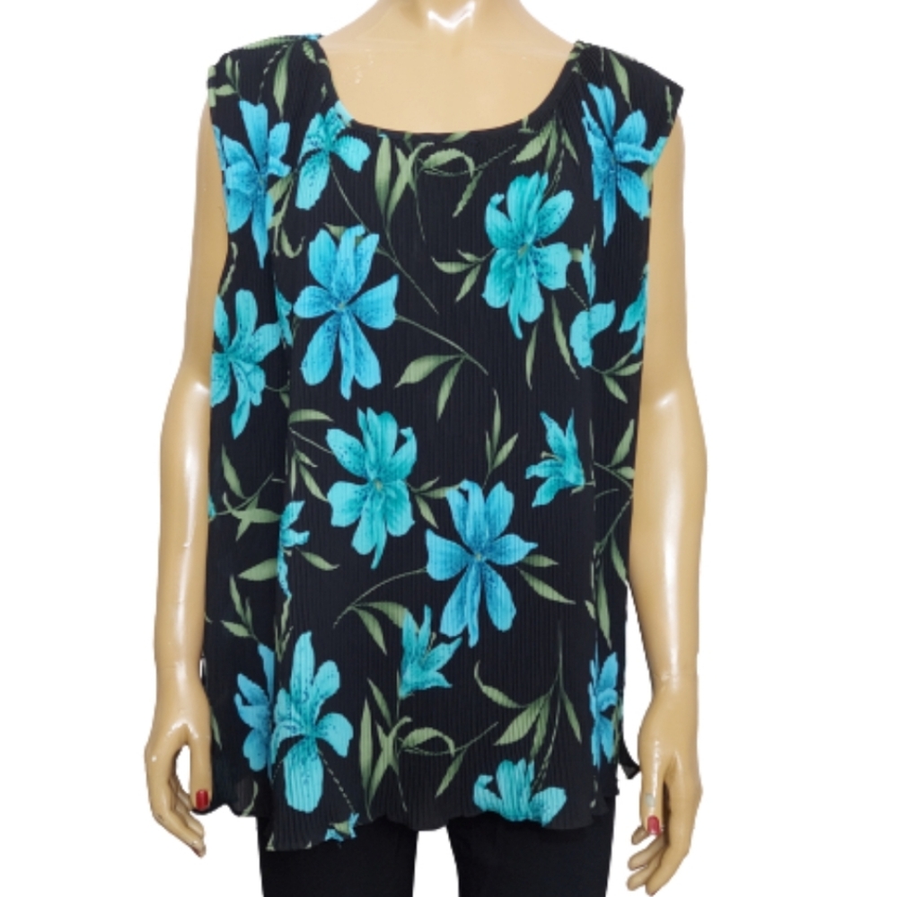 Perceptions Floral Print Accordion Style Top